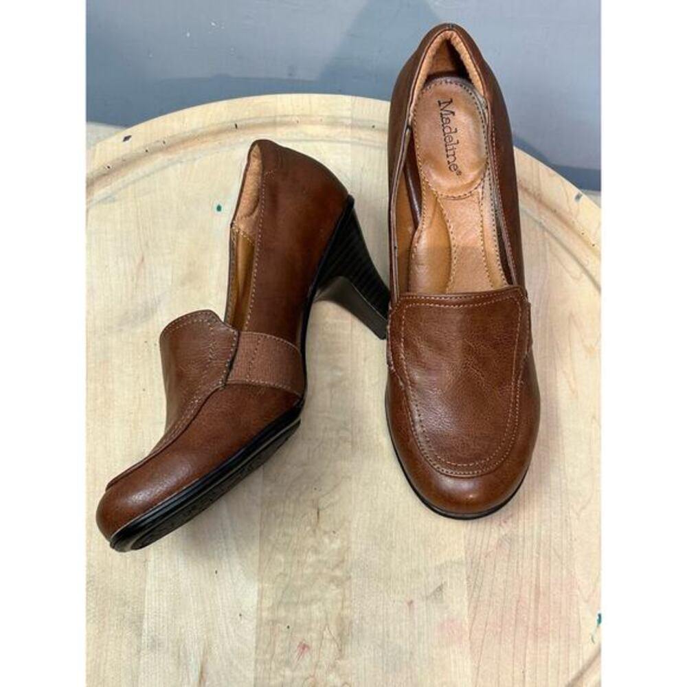 Madeline Beth Tan Faux Leather Mid Heel Pump Women's Size 9.5 M‎ Vegan Brown